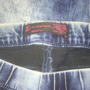 No boundaries jeggings